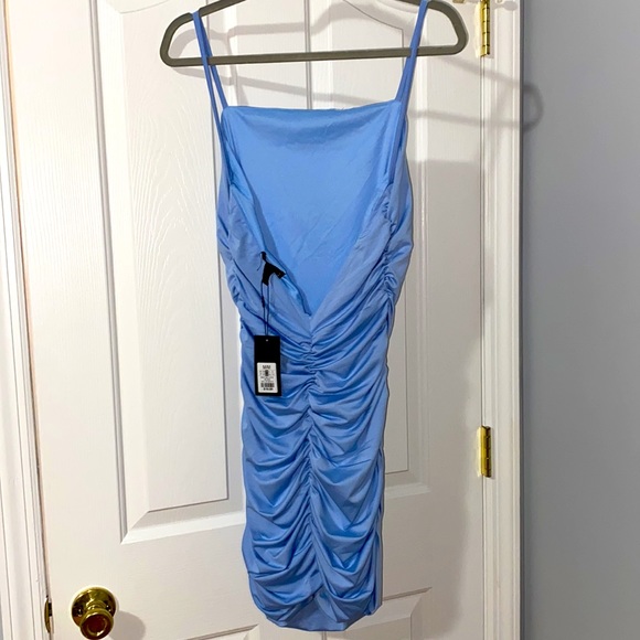 Low back sling dress - Picture 2 of 3